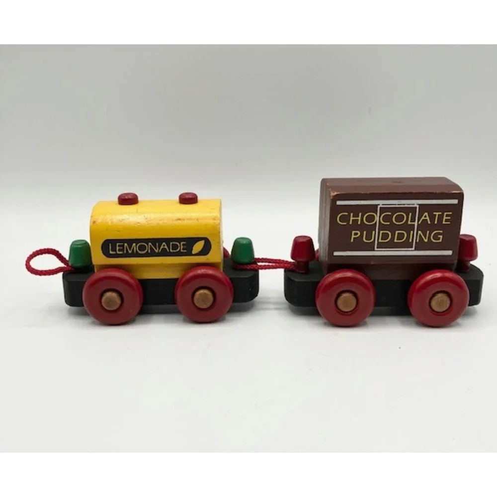 Midget Railway‎ Wooden Pretend Toy Train Set 6 Pieces by Montgomery School House